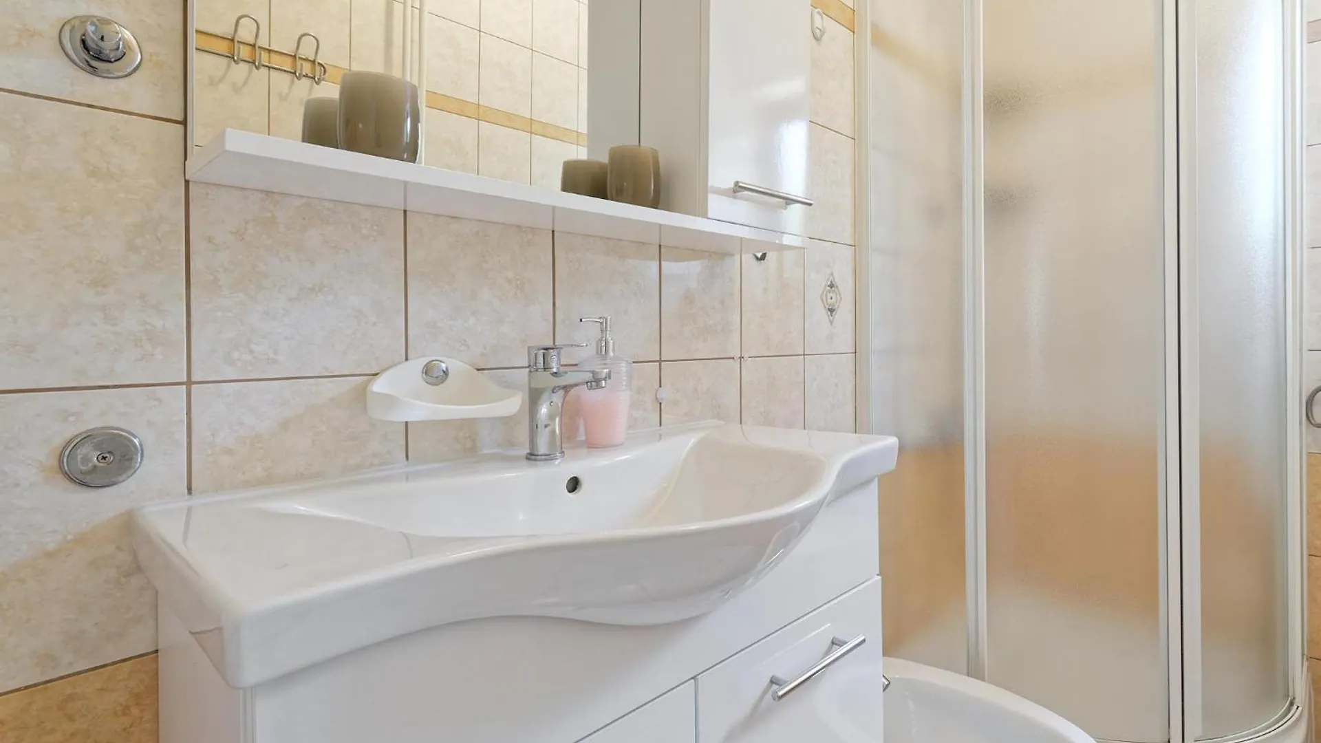 Гостевой дом Apartments Marta By Rent Istria Новиград