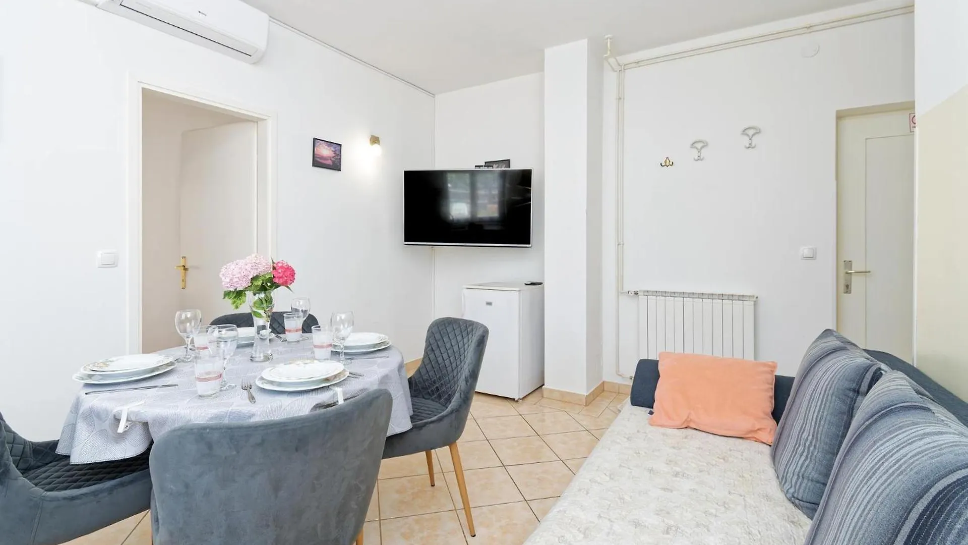 Apartments Marta By Rent Istria Новиград Гостевой дом