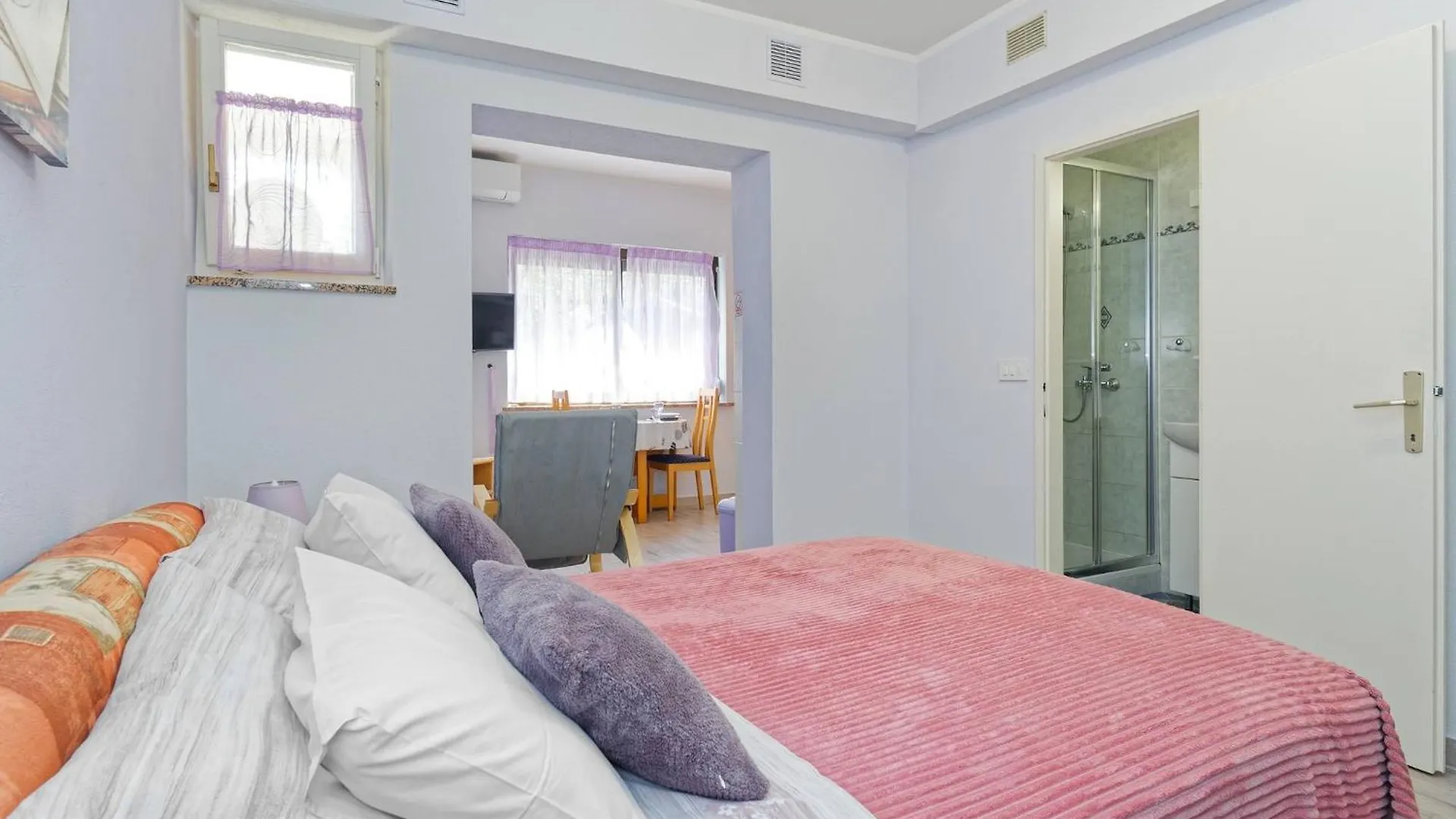 Гостевой дом Apartments Marta By Rent Istria Новиград