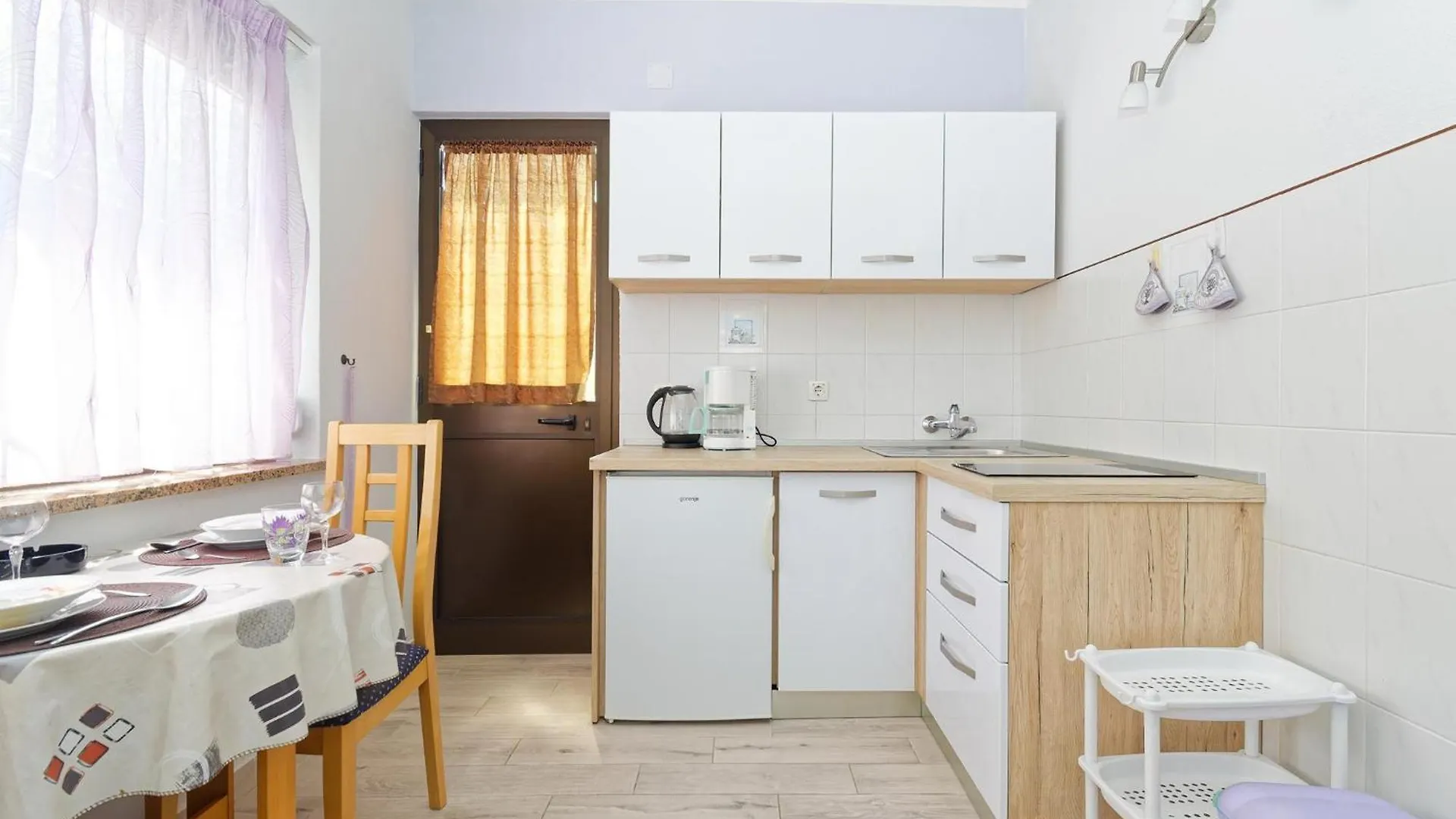 Guest house Apartments Marta By Rent Istria Novigrad